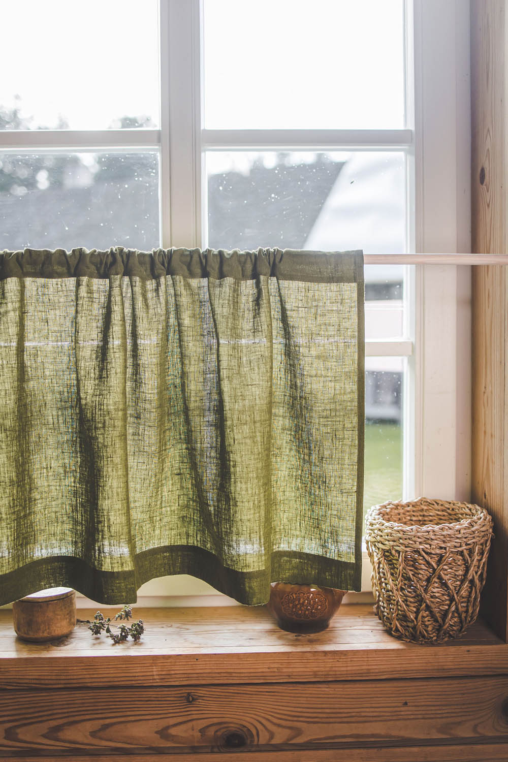 Café-Vorhang aus moosgrünem Leinen
