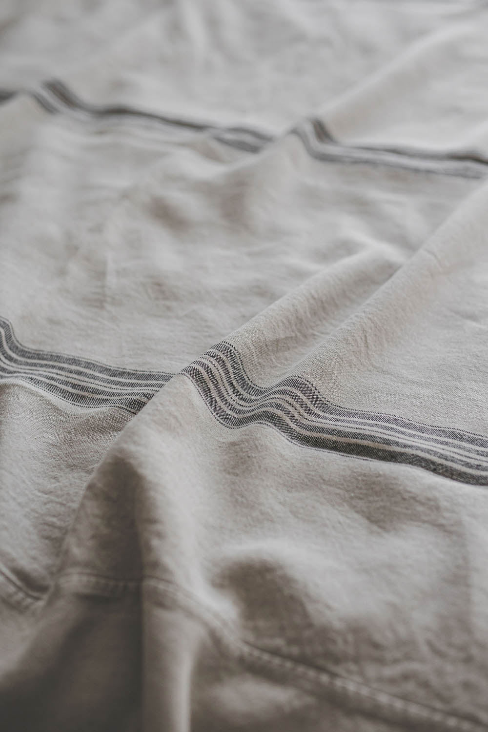 Rustikale Tagesdecke aus Leinen