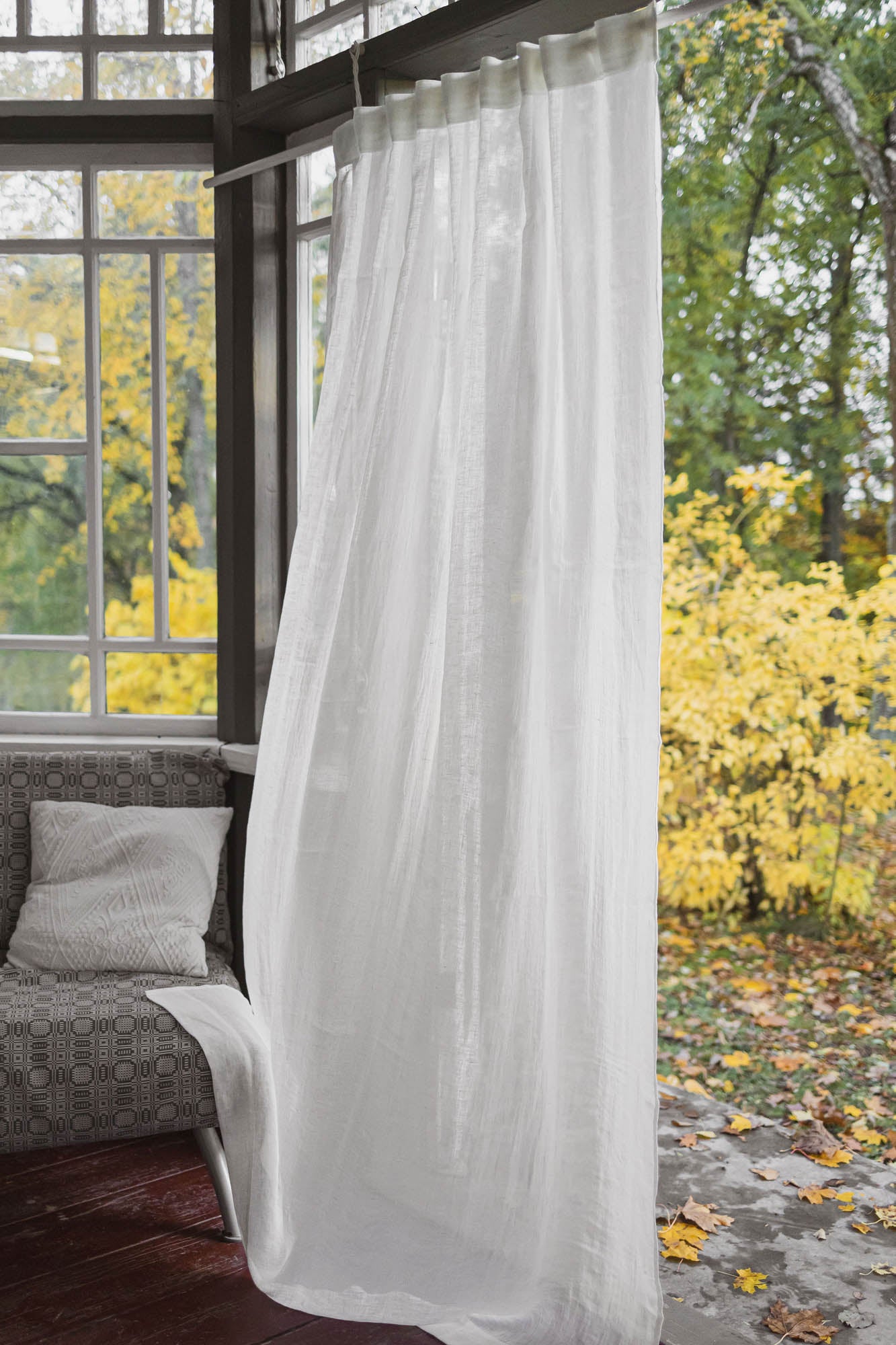 Naturweißer transparenter Leinenvorhang mit multifunktionalem Gardinen – ForestlandLinen DE