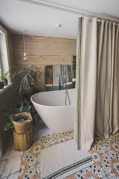 Leinen-Duschvorhang im französischen Stil mit grünen Streifen