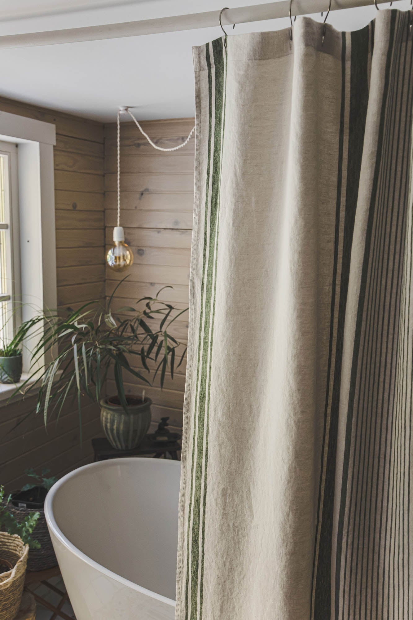 Leinen-Duschvorhang im französischen Stil mit grünen Streifen