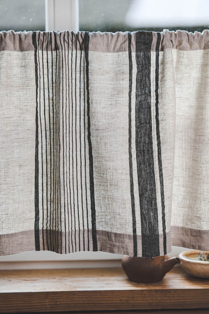 Café-Vorhang aus Leinen im französischen Stil mit klassischen schwarzen Streifen