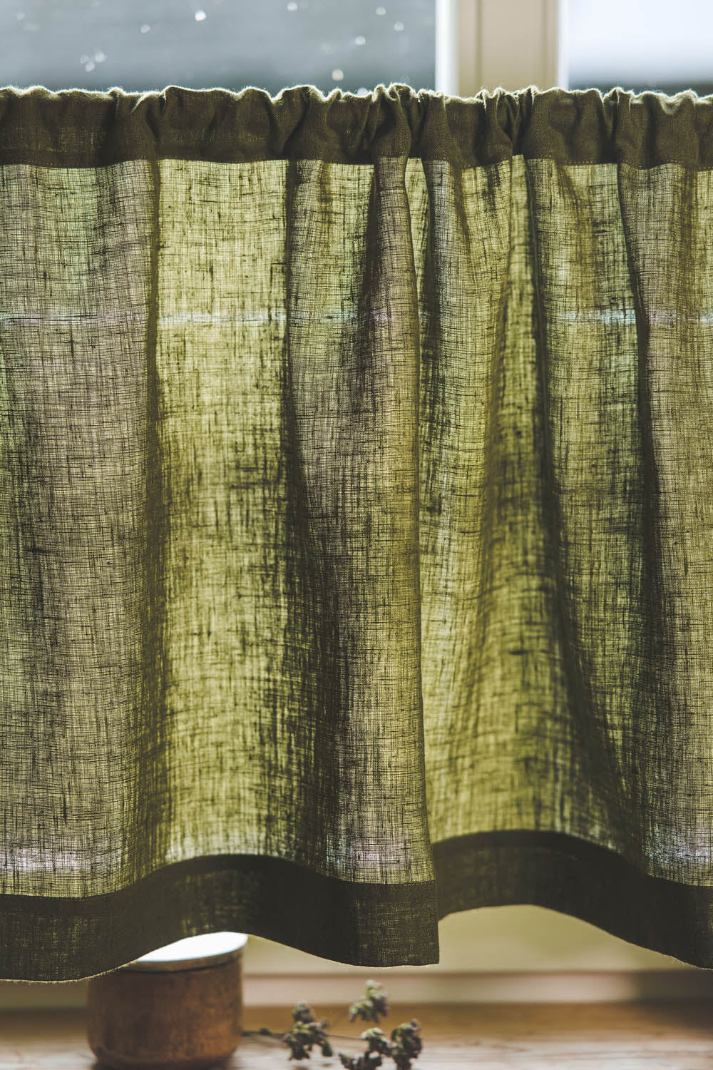 Café-Vorhang aus moosgrünem Leinen