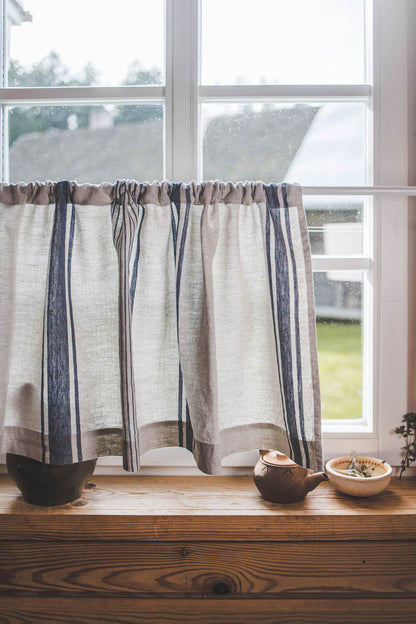 Café-Vorhang aus Leinen im französischen Stil mit klassischen blauen Streifen