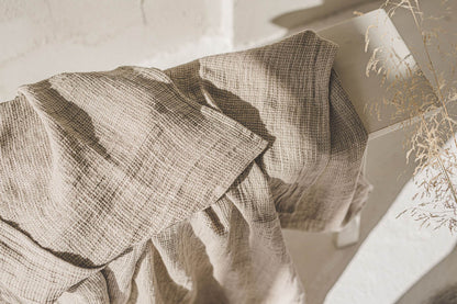 Leichte Überwurfdecke aus Waffelleinen