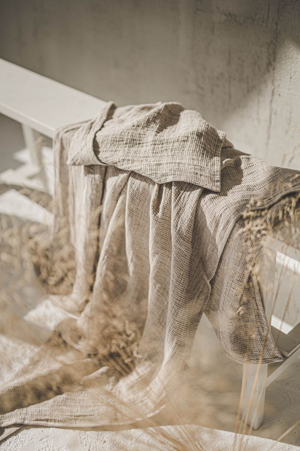 Leichte Überwurfdecke aus Waffelleinen