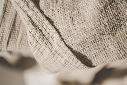 Leichte Überwurfdecke aus Waffelleinen