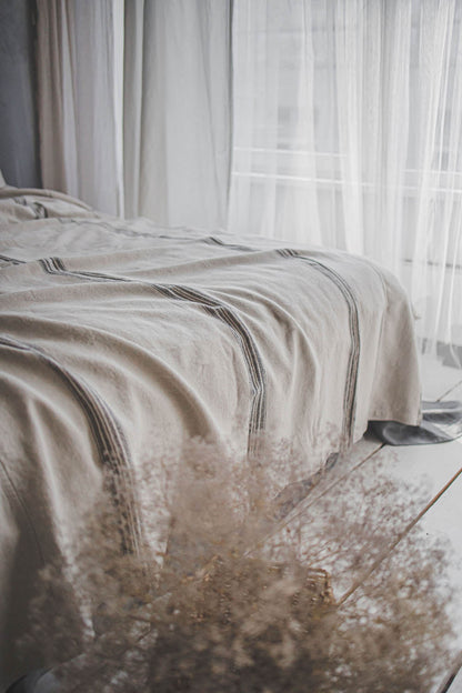 Rustikale Tagesdecke aus Leinen