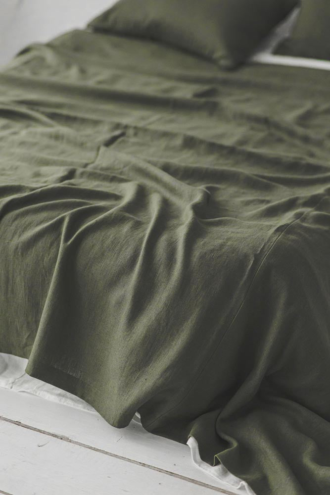 Waldgrüne Tagesdecke aus Leinen