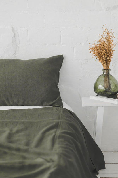 Waldgrüne Tagesdecke aus Leinen