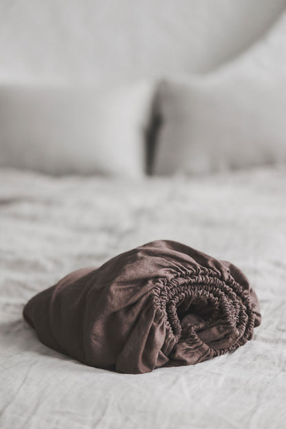 Kakaofarbenes Leinen-Spannbettlaken