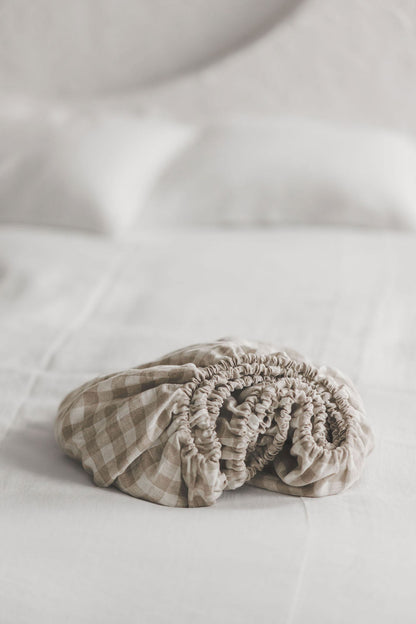 Kariertes Leinen-Spannbettlaken