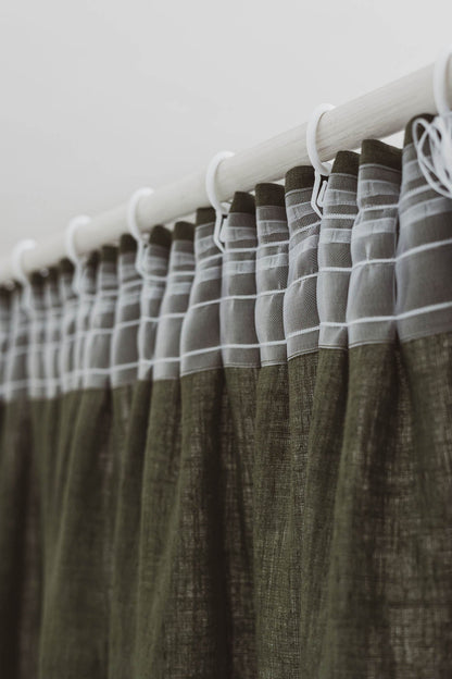 Leinenvorhang mit Bleistiftfalten in Waldgrün