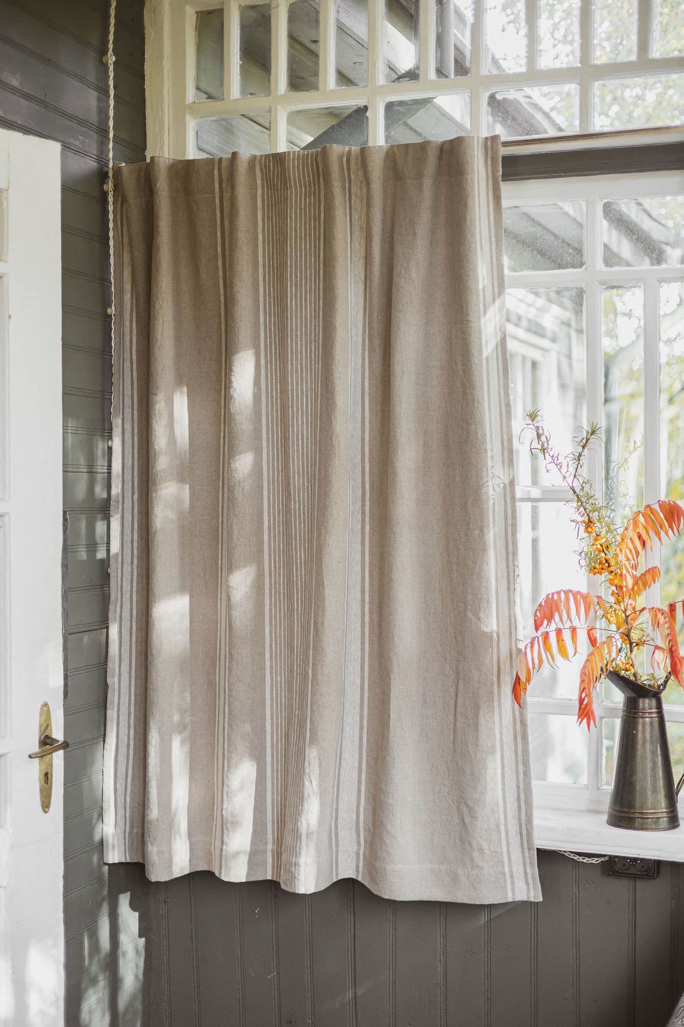 Verdunkelungsvorhang aus Leinen im französischen Stil mit natürlichen Streifen und multifunktionalem Kräuselband