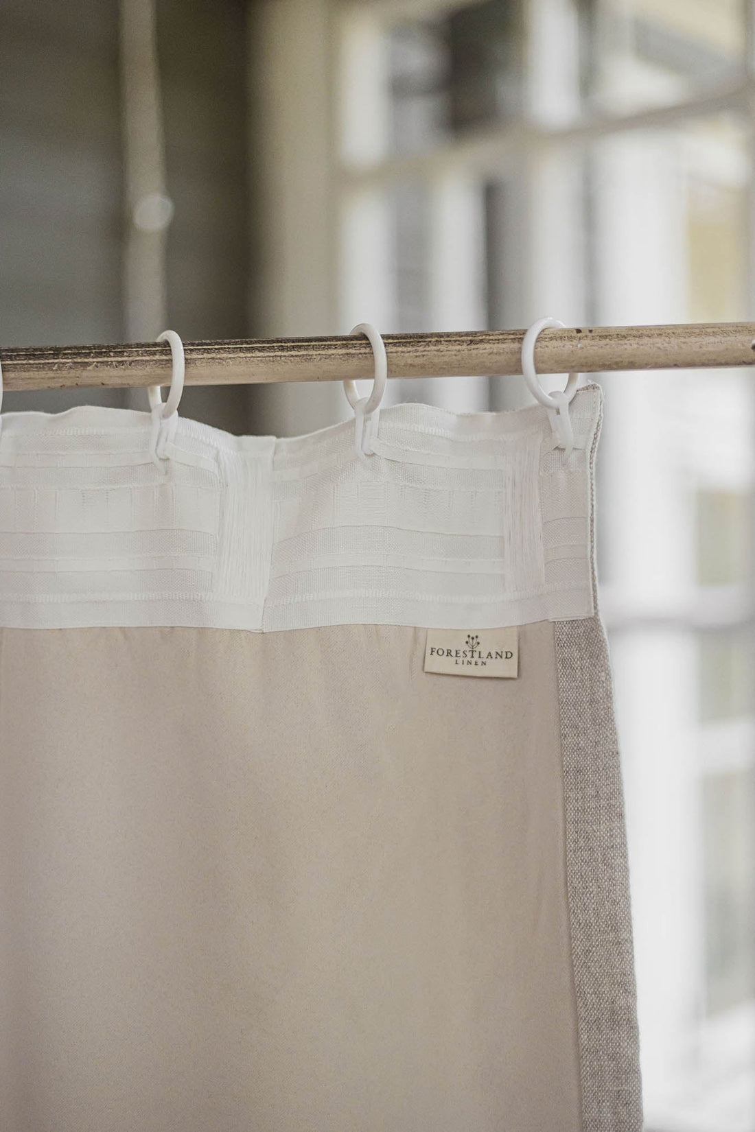 Verdunkelungsvorhang aus orangefarbenem Leinen mit multifunktionalem Kräuselband