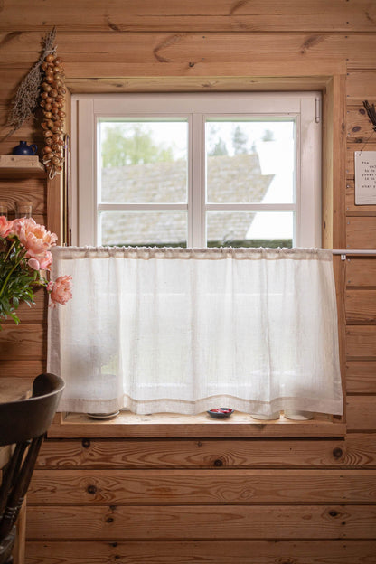 Transparenter Café-Vorhang aus Leinen in Hellcreme