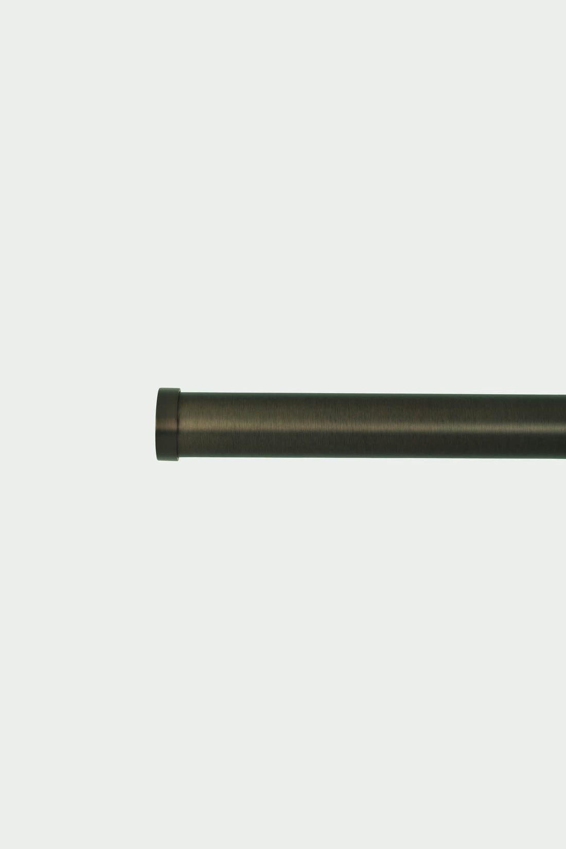2 Endkappen aus Stahl in gebürsteter Bronze