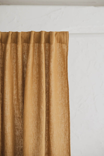 Schwerer Leinenvorhang in Kamelfarbe mit multifunktionalem Gardinenband