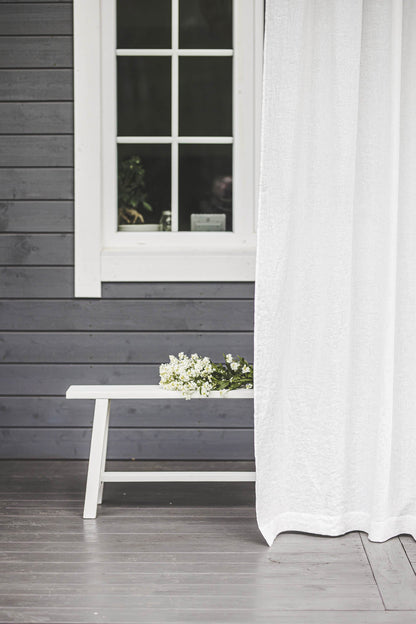 Cremeweißer Leinenvorhang