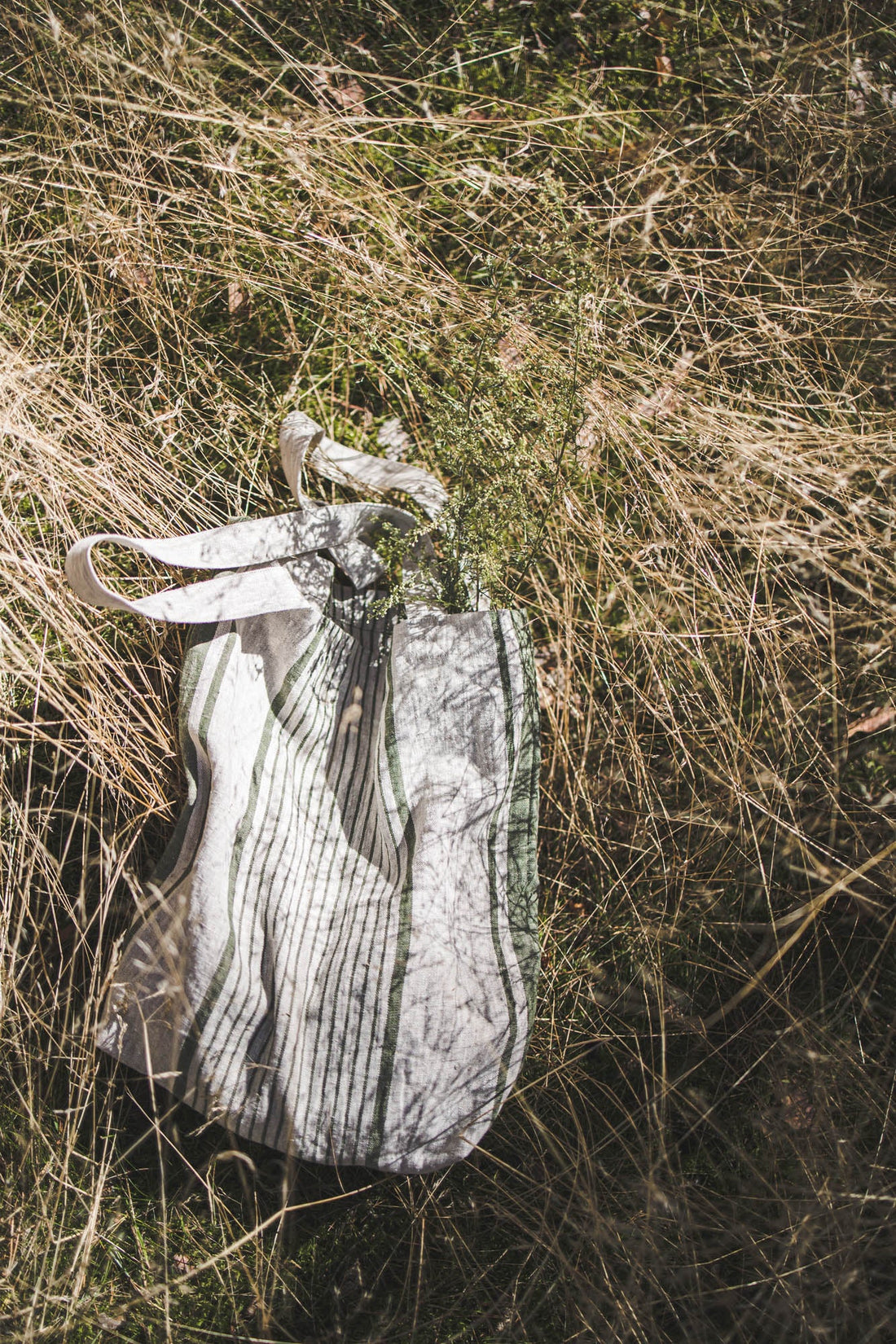 Leinen-Einkaufstasche mit grünen Streifen