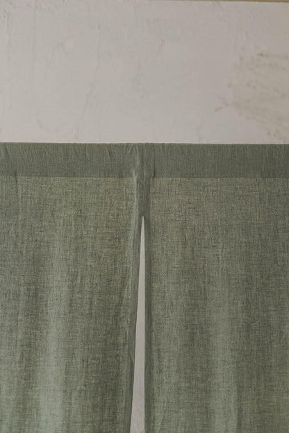 Graugrüner Noren-Vorhang aus Leinen