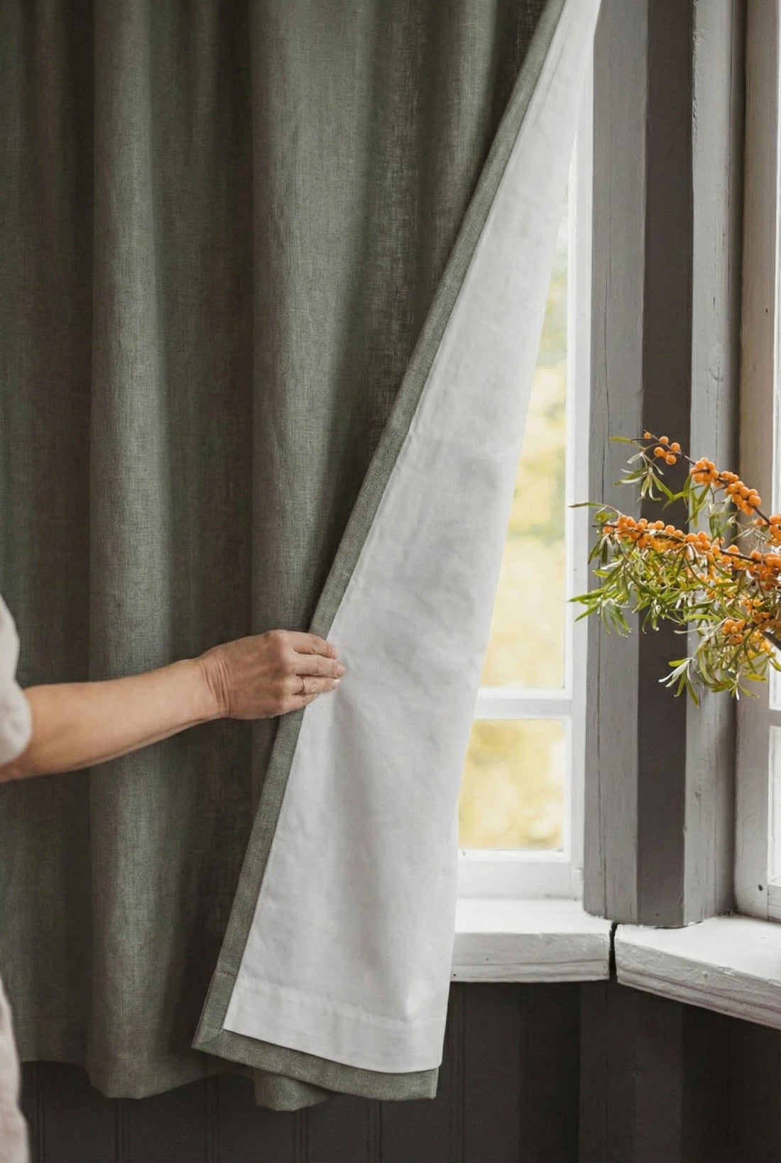 Graugrüner Leinen-Vorhang mit Baumwollfutter und multifunktionalem Kräuselband