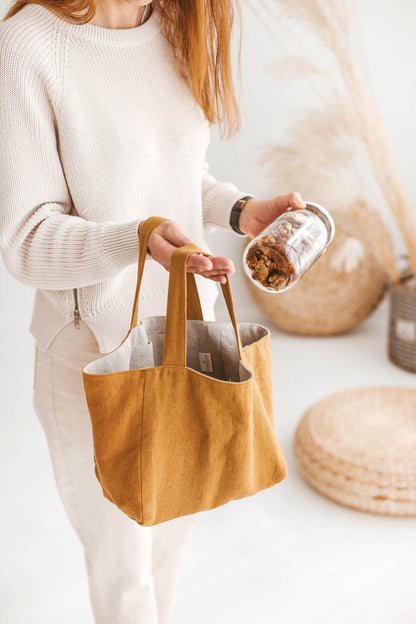 Kamelfarbene Leinenhandtasche