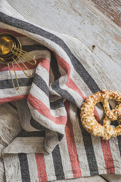 Dicke Leinenhandtücher mit schwarz/roten Streifen - 2er-Set