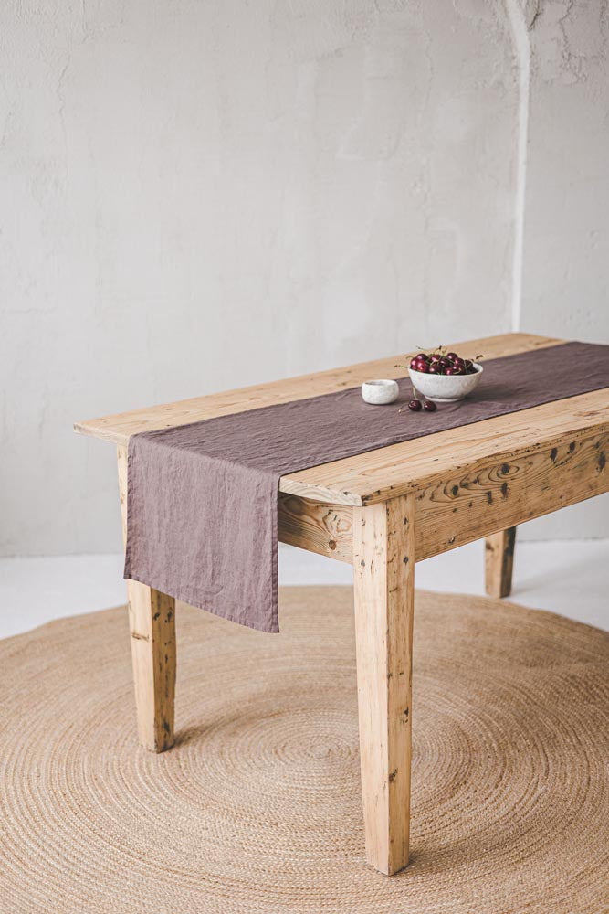 Kakaofarbener Leinen-Tischläufer